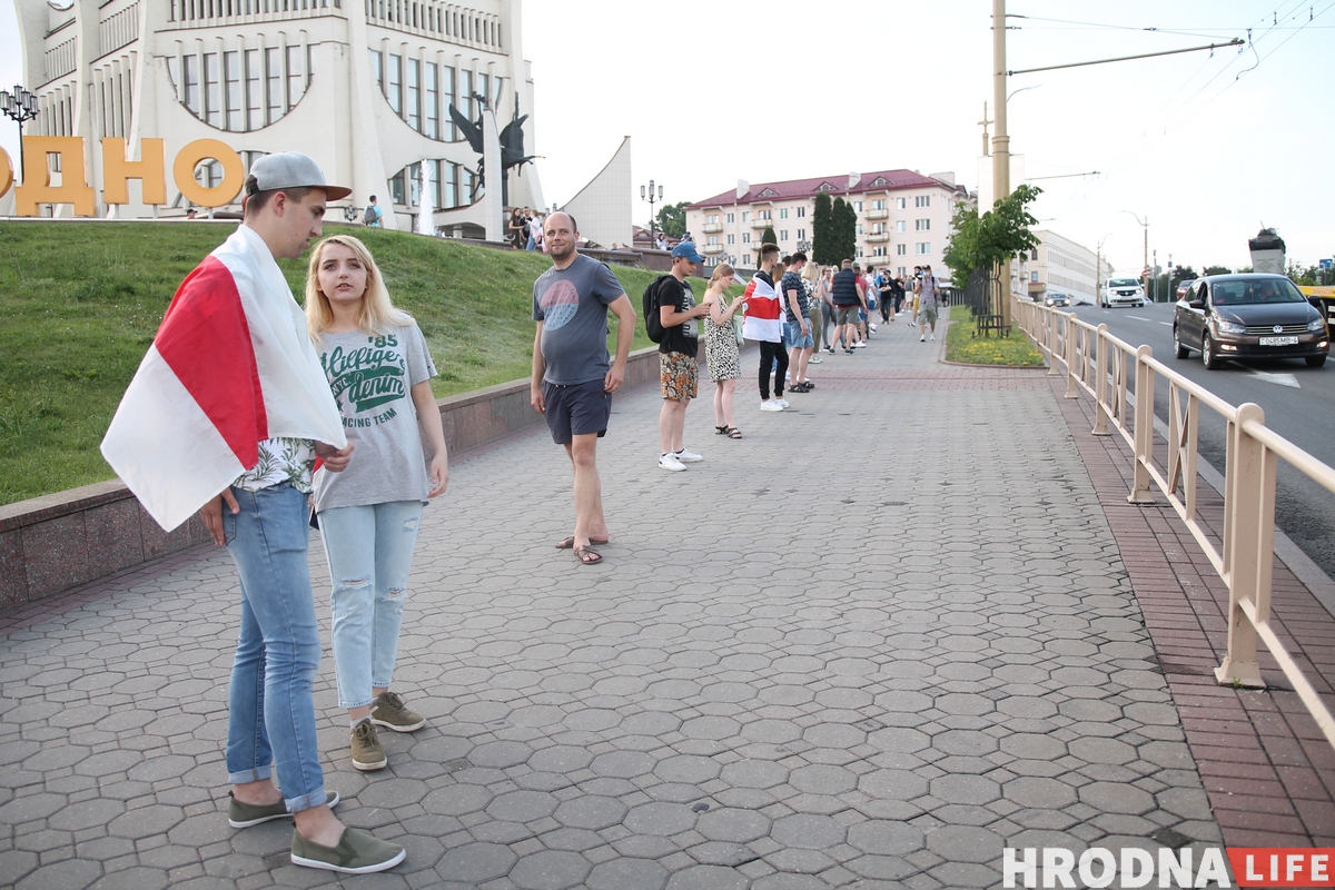 У Гродне адбылася акцыя салідарнасці з затрыманымі