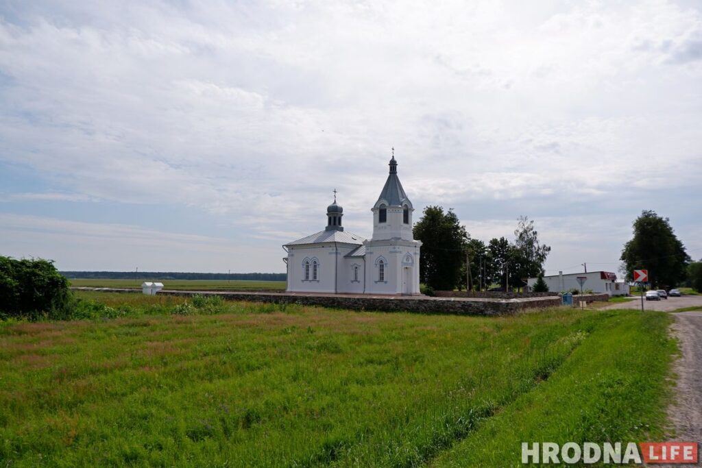 Палац у лясных джунглях,  пешы мост і найвышэйшы млын Беларусі: падарожжа на 12 цікавостак за 1 дзень