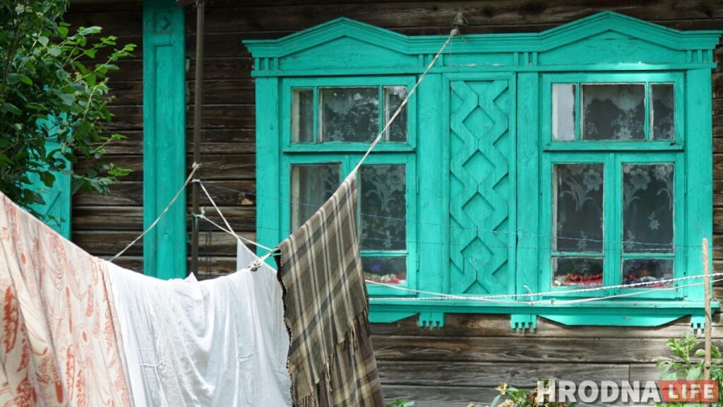 Палац у лясных джунглях,  пешы мост і найвышэйшы млын Беларусі: падарожжа на 12 цікавостак за 1 дзень