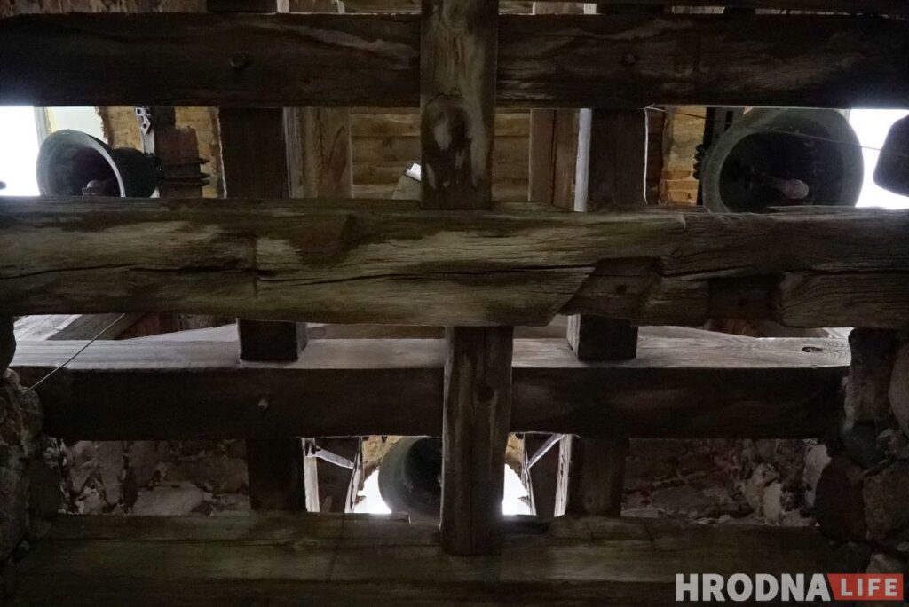 Палац у лясных джунглях,  пешы мост і найвышэйшы млын Беларусі: падарожжа на 12 цікавостак за 1 дзень