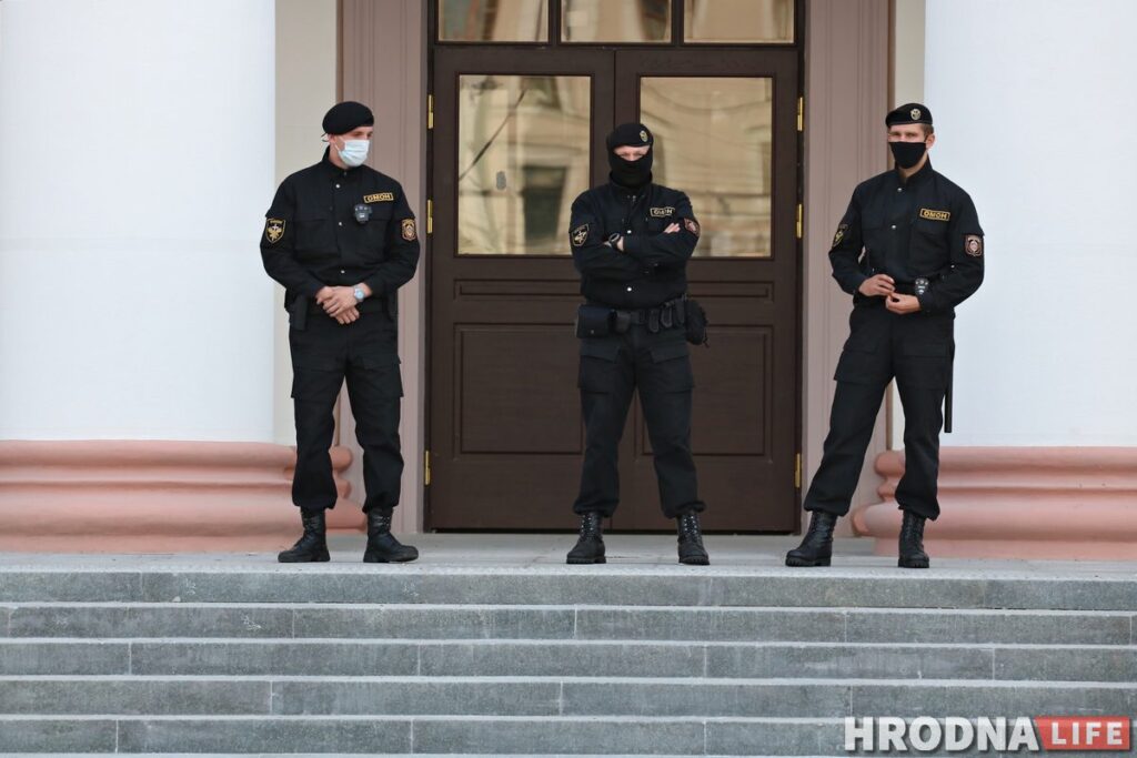 Глядзіце, як у Гродне людзі выйшлі на стыхійную акцыю пратэсту