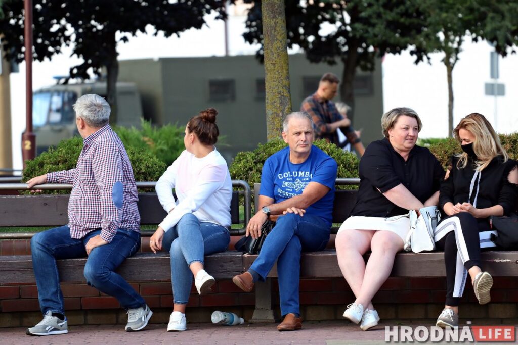 Глядзіце, як у Гродне людзі выйшлі на стыхійную акцыю пратэсту