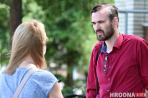 Уладзімір Родчанка падчас перапынку ў судзе. Фота: Руслан Кулевіч