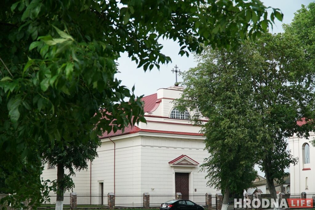 Палац у лясных джунглях,  пешы мост і найвышэйшы млын Беларусі: падарожжа на 12 цікавостак за 1 дзень