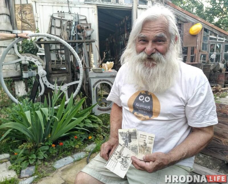 Гродзенскі калекцыянер Януш Паруліс. Фота: Руслан Кулевіч