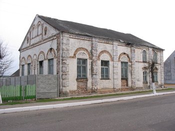 Палац у лясных джунглях,  пешы мост і найвышэйшы млын Беларусі: падарожжа на 12 цікавостак за 1 дзень