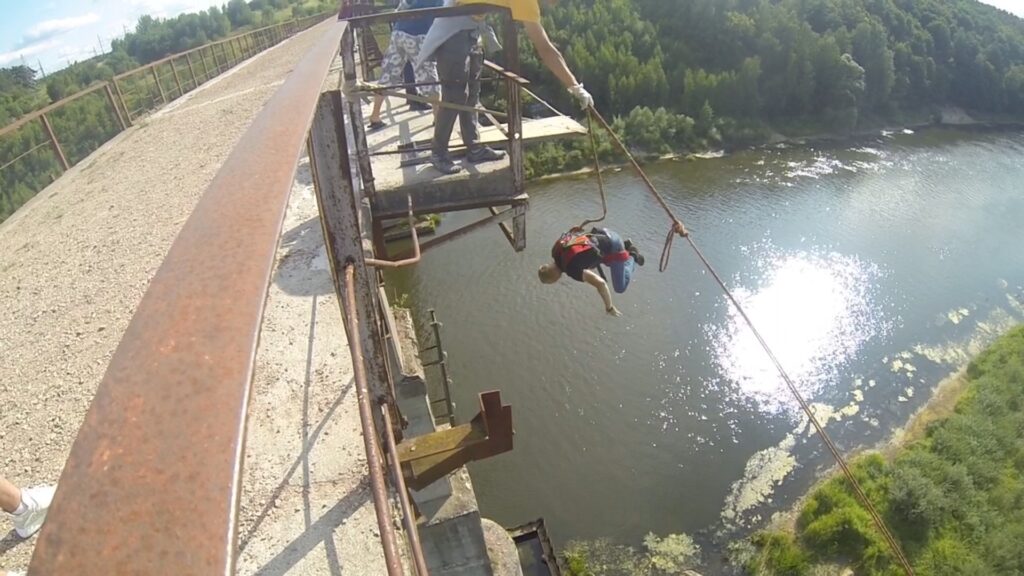Три жизни одного моста. Экскурсия (вокруг) одного дома