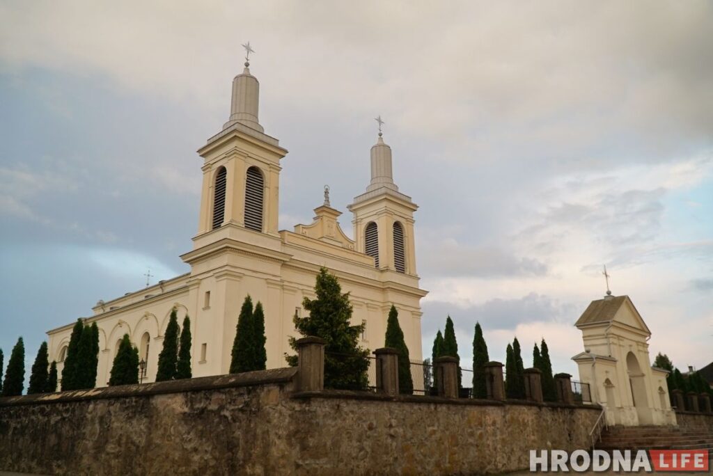 Палац у лясных джунглях,  пешы мост і найвышэйшы млын Беларусі: падарожжа на 12 цікавостак за 1 дзень
