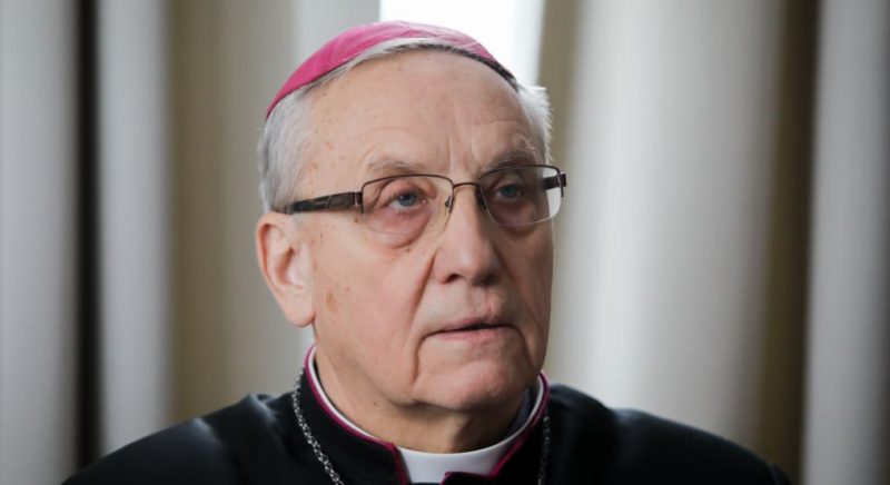 Кіраўніка каталікоў Беларусі мітрапаліта Кандрусевіча не ўпускаюць у краіну