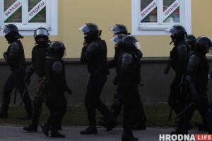 У Гродне затрымалі двух мужчын: арганізатара мерапрыемстваў і інжынера АМАП у Гродне