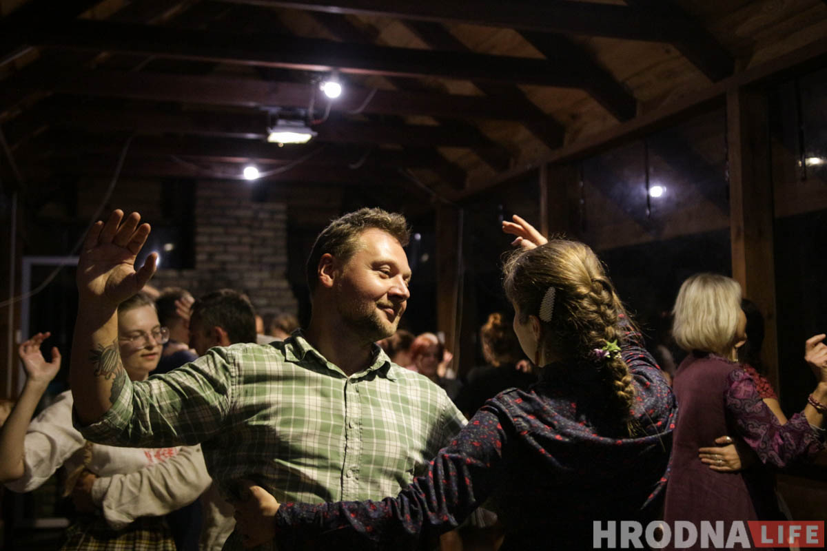 “У нас происходит жизнь”. Кто в Гродно готов танцевать всю ночь во время коронавируса и протестов