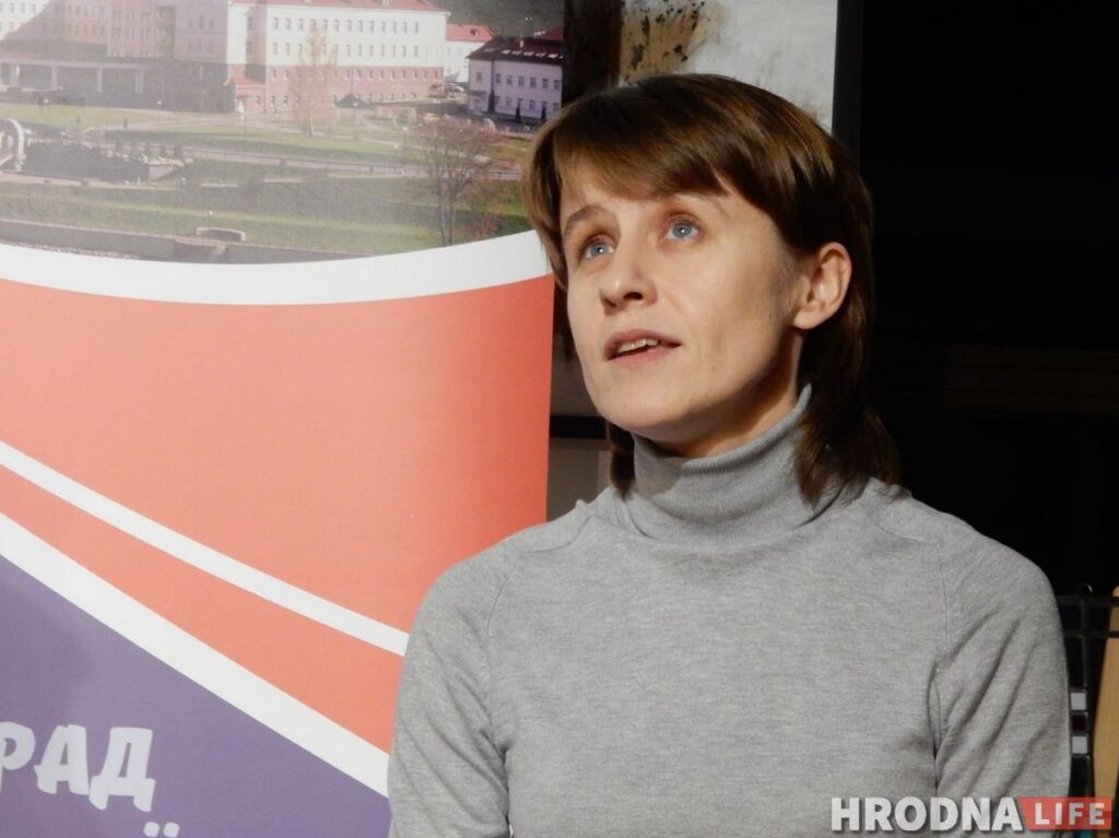 У Гродне прэзентавалі кнігу «Гарадзенкі», якую можна чытаць з двух бакоў