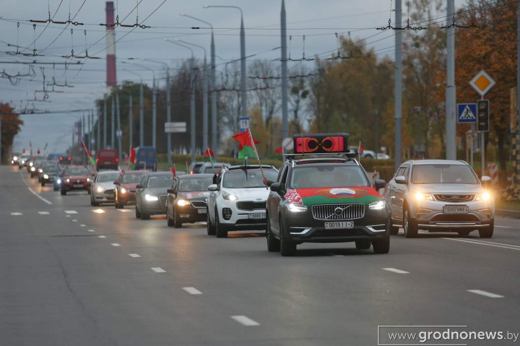 Хуткую дапамогу ў Гродне не адразу прапусцілі падчас аўтапрабегу "За Беларусь". Што кажа ДАІ Хуткую дапамогу ў Гродне не адразу прапусцілі падчас аўтапрабегу "За Беларусь". Што кажа ДАІ