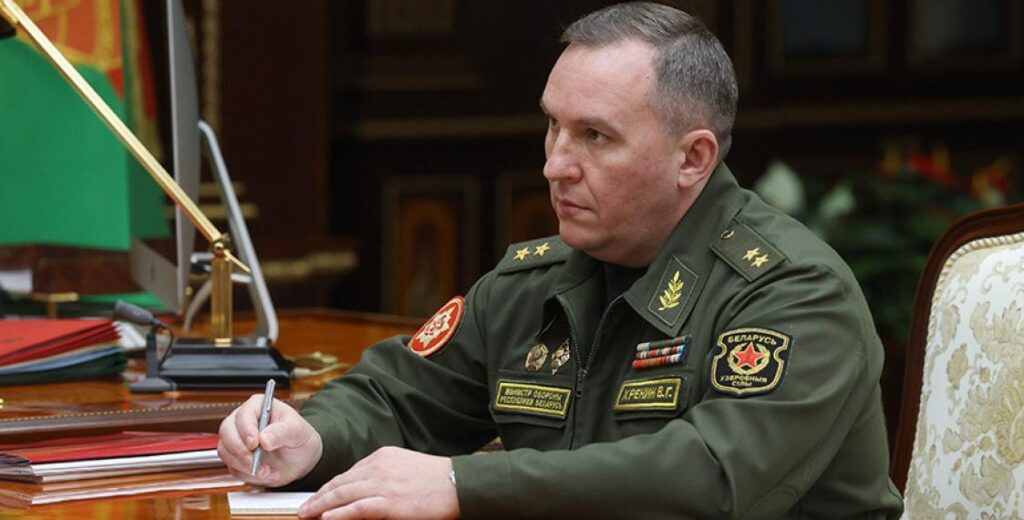 Міністр абароны: у 2021-м у Беларусі з'явіцца цэнтр, дзе будзем займацца моладзю