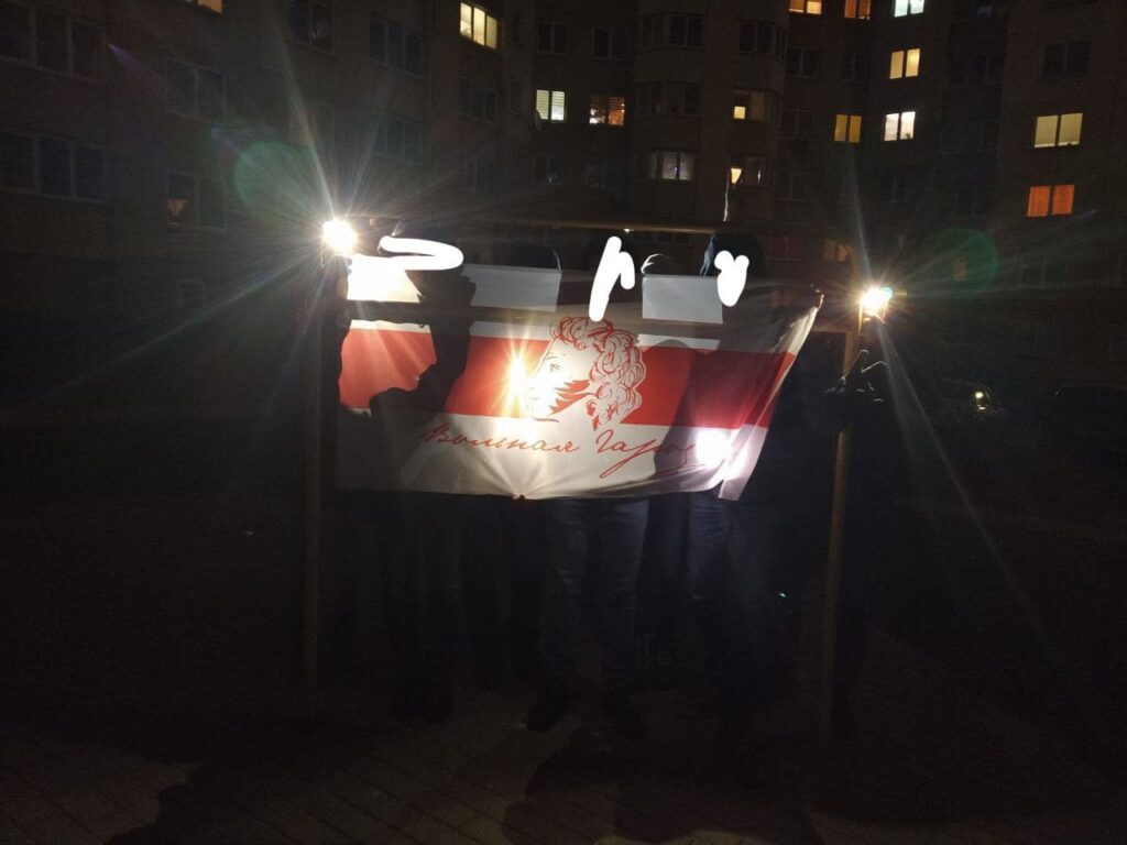 На дваровым чаяванні ў Гродне затрымалі 17 чалавек. Што кажа міліцыя