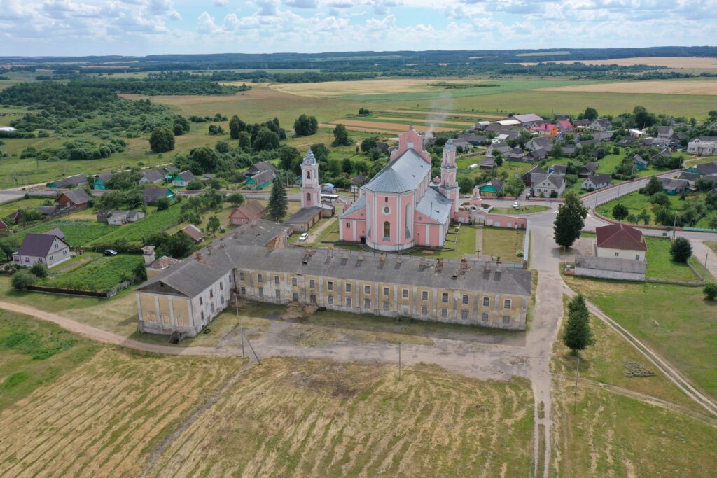 Баруны-Крэва-Наваспаск. Ад віленскага барока да жаночага батальёна смерці