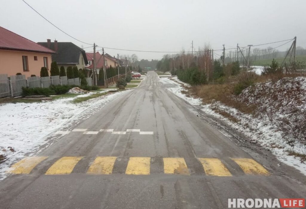 ул золотистая лежачий полицейский