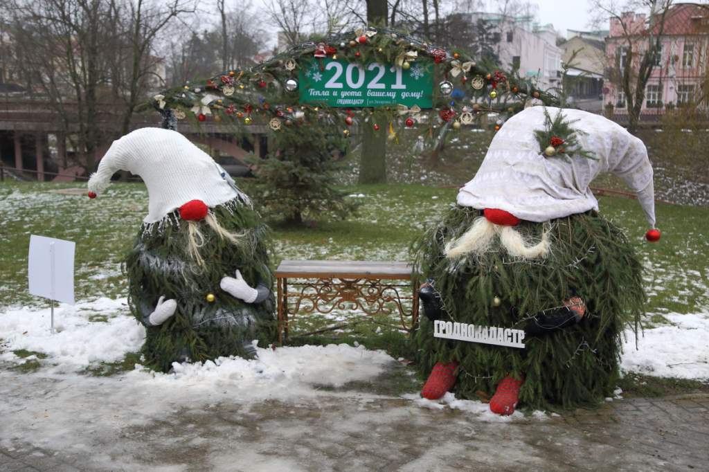 У Гродне выбралі лепшую дызайнерскую ёлку. Як яна выглядае? У Гродне выбралі лепшую дызайнерскую ёлку. Як яна выглядае?