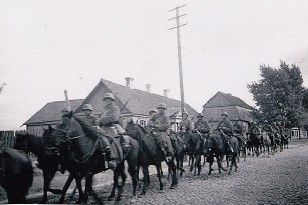 “До единства здесь далековато”. Что говорят историки о датах для нового государственного праздника