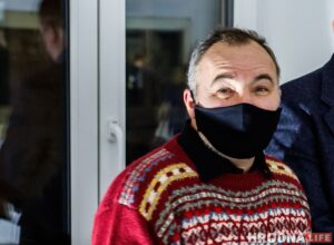 “Меня копируют, значит я чего-то стою”. Выставка Юрия Яковенко “Безвременье” открылась в Гродно Выставка графики Юрия Яковенко “Безвременье”