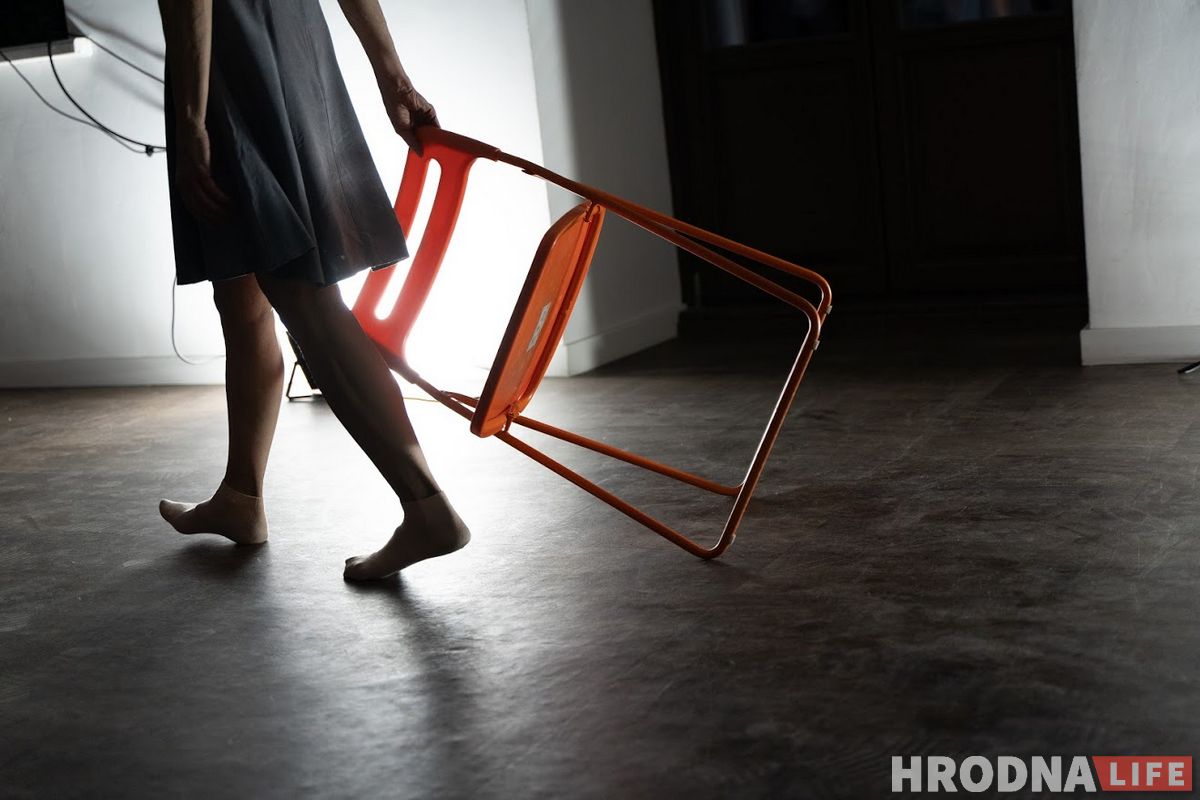 Драмтэатр забараніў юбілейную выставу танцораў. Вікторыя Бальцар прэзентавала яе ў Цэнтры гарадскога жыцця