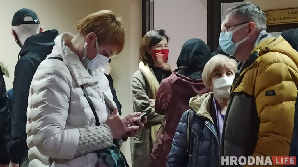 “Уявіце, што я паехаў граць канцэрт”. Анжаліка Арэхва расказала, як сям’я чакае вынікаў суда над Ігарам Банцэрам