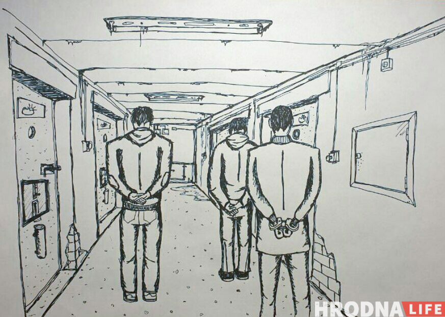 Унітаз затыкаюць хлебам, вяроўкі робяць з пакетаў. Як выжываюць вязні гродзенскай турмы