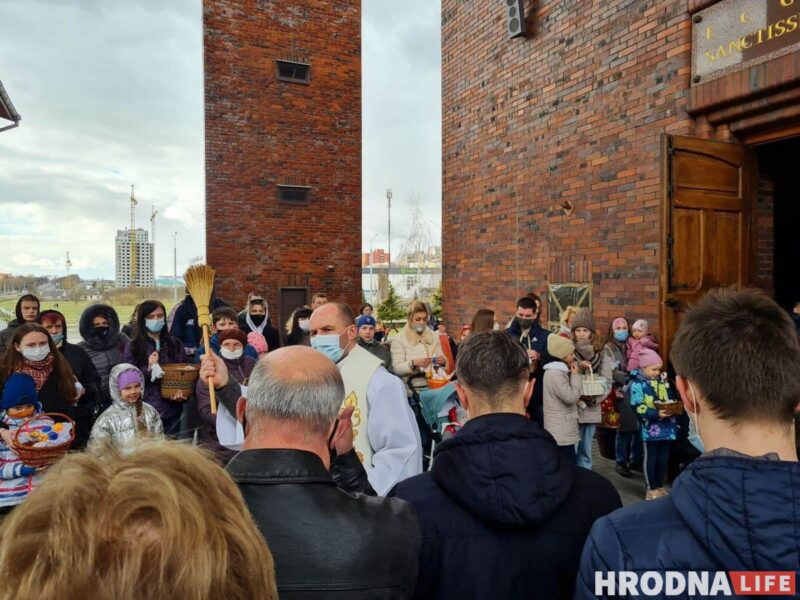 В костёлах Гродно готовятся к Пасхе
