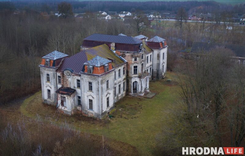 Палац у Жалудку выставяць на таргі. Аднойчы яго ўжо прадавалі