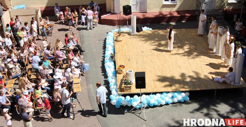 Фестивалю национальных культур исполнилось 25 лет. Как он изменился за эти годы