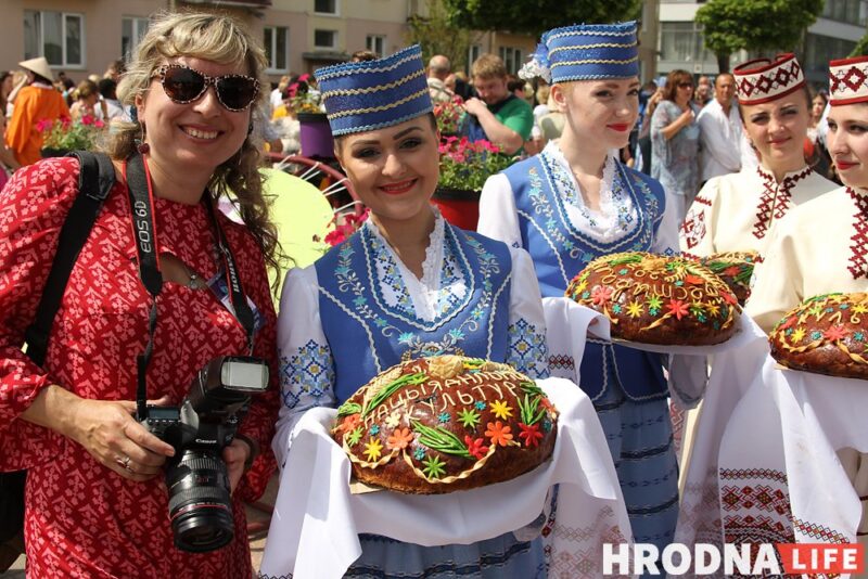 Фестивалю национальных культур исполнилось 25 лет. Как он изменился за эти годы