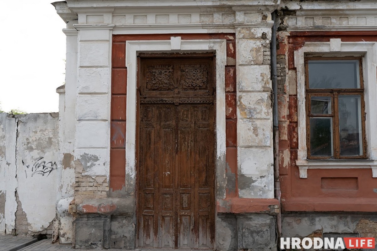 Таямніцы без замкоў. 7 гісторый, схаваных за дзвярыма гістарычных будынкаў Гродна