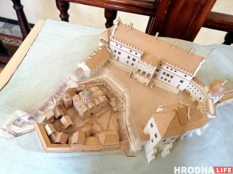 Историческая справка опровергает проект реконструкции Старого замка. Каким (не)был дворец Батория?