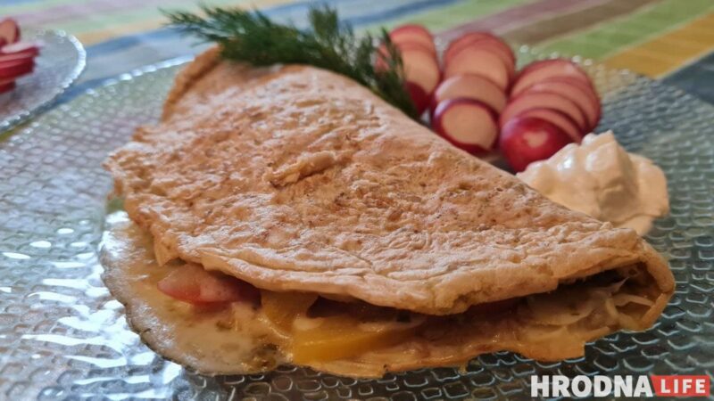 Гатуй хутка, еш павольна. Аўсянаблін з начыннем на выбар да нядзельнага сняданку