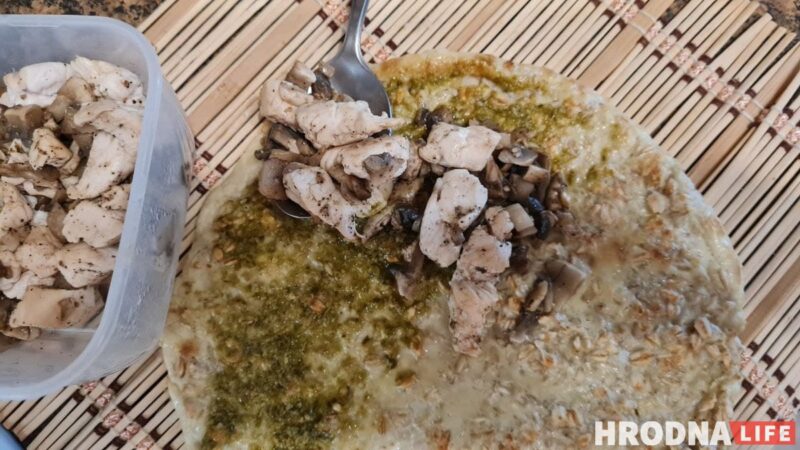 Гатуй хутка, еш павольна. Аўсянаблін з начыннем на выбар да нядзельнага сняданку