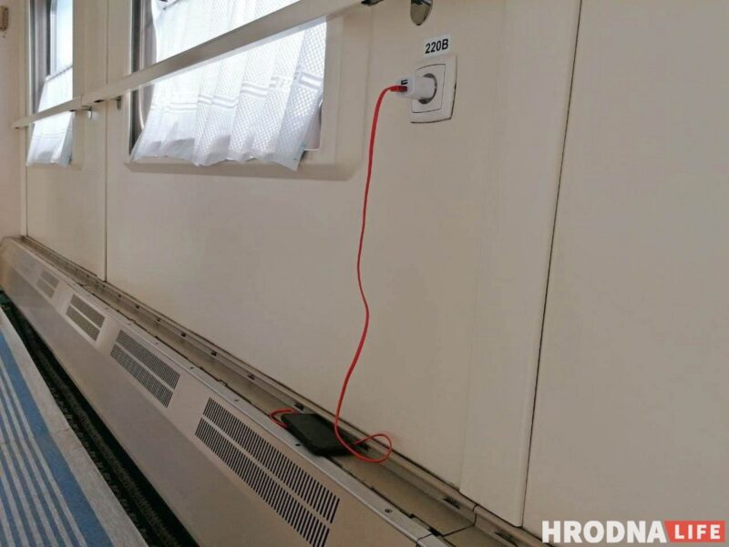 Без Wi-Fi и с раскладными диванами. Проехали в первом прицепном вагоне на Москву