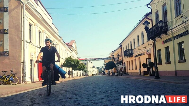 Минчанин проехал на велосипеде 1500 километров, чтобы снять фильм о руинах