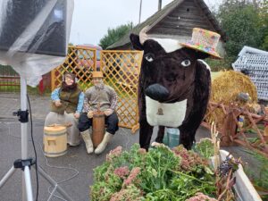 Рыбалка ў фантане, капусны боўлінг і “Цукровыя гульні”: цікавыя моманты з Дажынак у Скідзелі Рыбалка ў фантане, капусны боўлінг і “Цукровыя гульні”: цікавыя моманты з Дажынак у Скідзелі