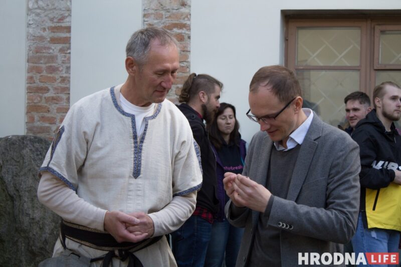 Штодзённасць сярэднявечча і шлях з варагаў у грэкі. У Гродне прайшоў фестываль з гульнямі, танцамі і паядынкамі