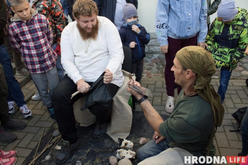 Штодзённасць сярэднявечча і шлях з варагаў у грэкі. У Гродне прайшоў фестываль з гульнямі, танцамі і паядынкамі