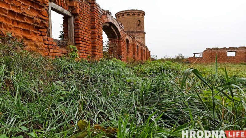 Ликвидировали фонд, который пытался спасти старинную усадьбу в Щорсах под Новогрудком