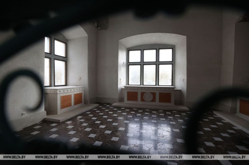 Манекены, археология, интерактив. Смотрите, как выглядит Старый замок внутри перед открытием