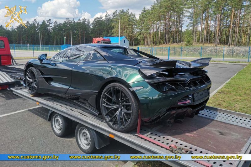 Гродненская таможня задержала на границе McLaren за 260 тысяч евро: собственник занизил цену в 14 раз