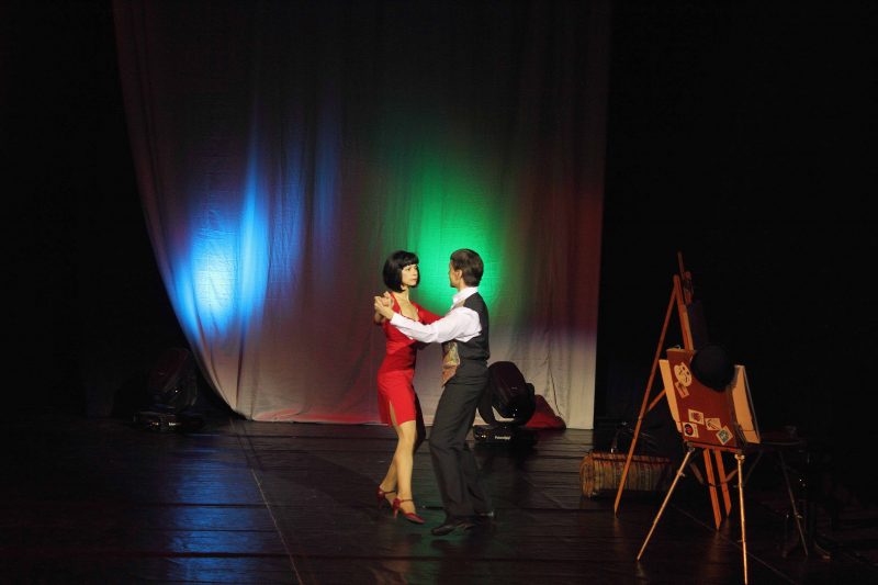 "Последнее время я сильно сомневался в самом слове “театр”. Из Гродненского драмтеатра уволился хореограф Александр Тебеньков