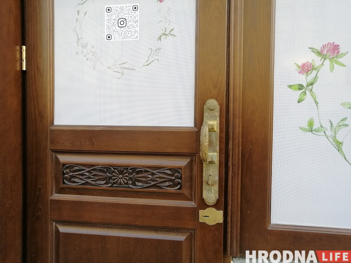 На месте парикмахерской "Антей" на Советской появится белорусскоязычный магазин подарков