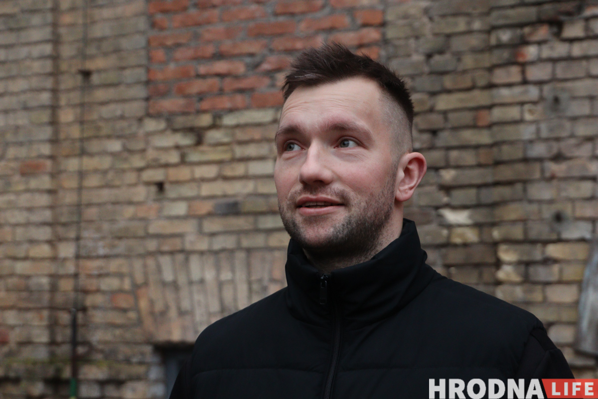 Вместо Парижа поедет на "химию". Гродненский айтишник Глеб Койпиш рассказал, чему научился в тюрьме и зачем там нужен конференц-зал