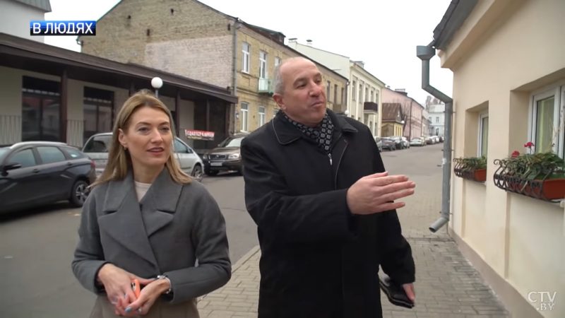 "Хожу по Советской, чтобы посмотреть, как солнце заходит”. Юрий Караев рассказал о любимых местах в Гродно и что в нашем городе смущает минчан