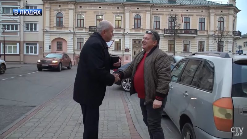 "Хожу по Советской, чтобы посмотреть, как солнце заходит”. Юрий Караев рассказал о любимых местах в Гродно и что в нашем городе смущает минчан