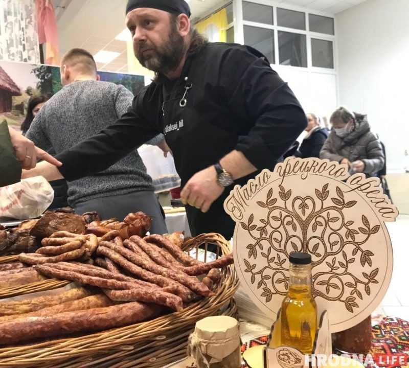 "Нас мусіць быць шмат, мы мусім быць якаснымі". У Гродне адкрылася першая фермерская прастора: што і за колькі там можна купіць
