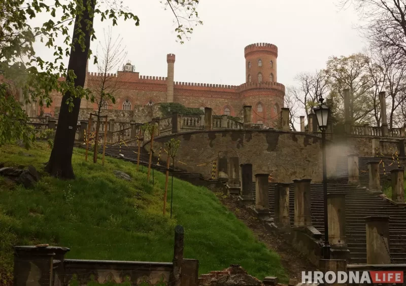 Путешествия на весну: 5 мест, которые стоит посетить прямо сейчас - с визой или без